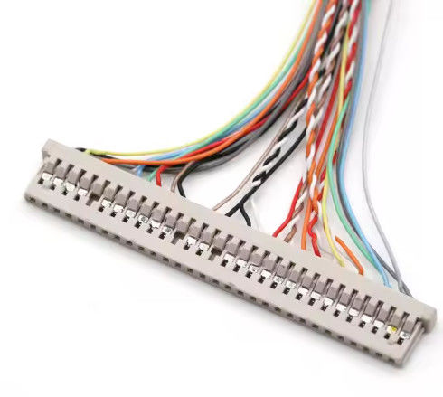 কালো তারের রঙ বৈদ্যুতিক তারের হার্নেস 2pin-16pin টার্মিনাল 600V কাস্টমাইজড